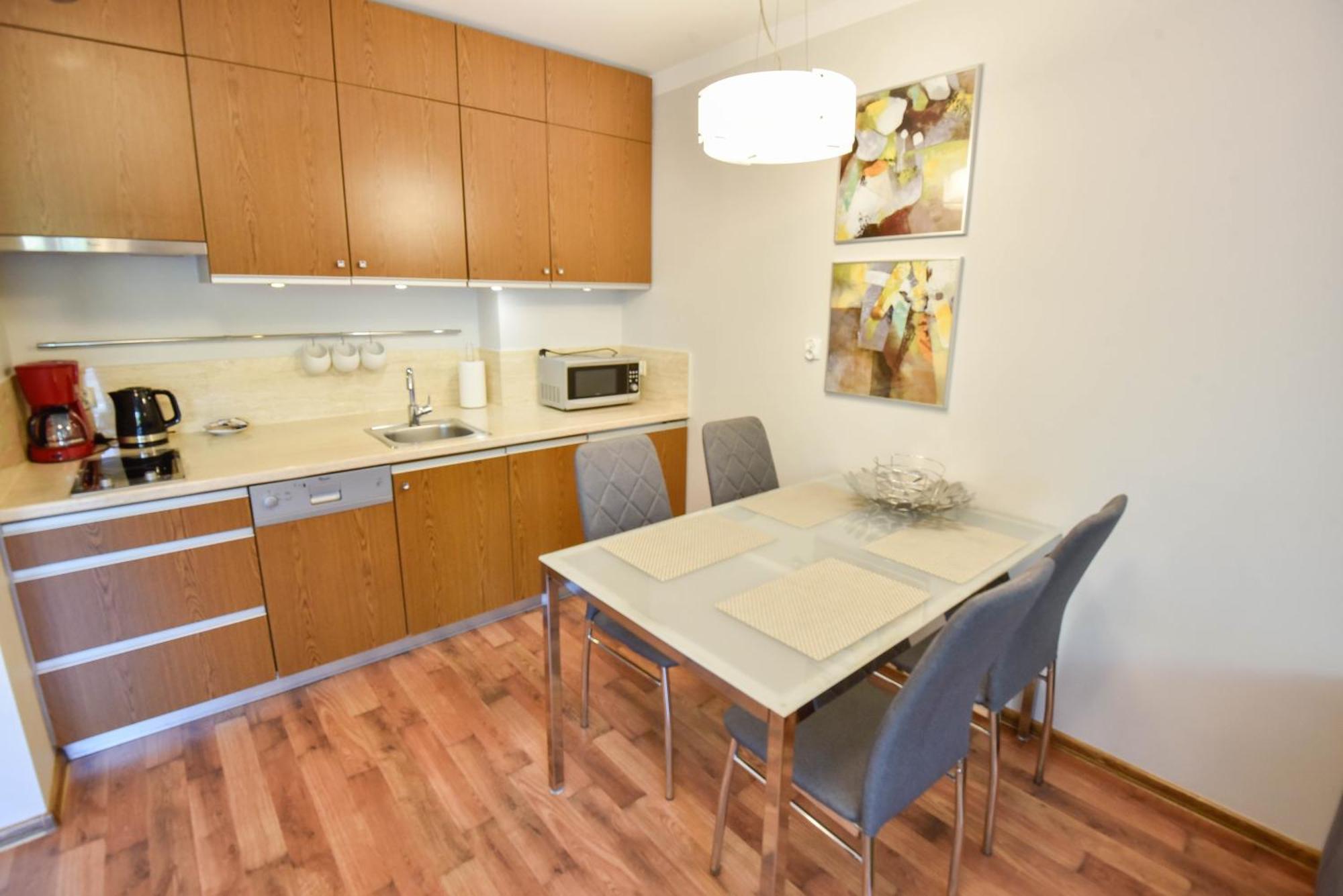 Apartamenty Mistral Z Parkingiem - Promenada & Morze - Apartamenty Na Wyspie Świnoujście Exteriör bild