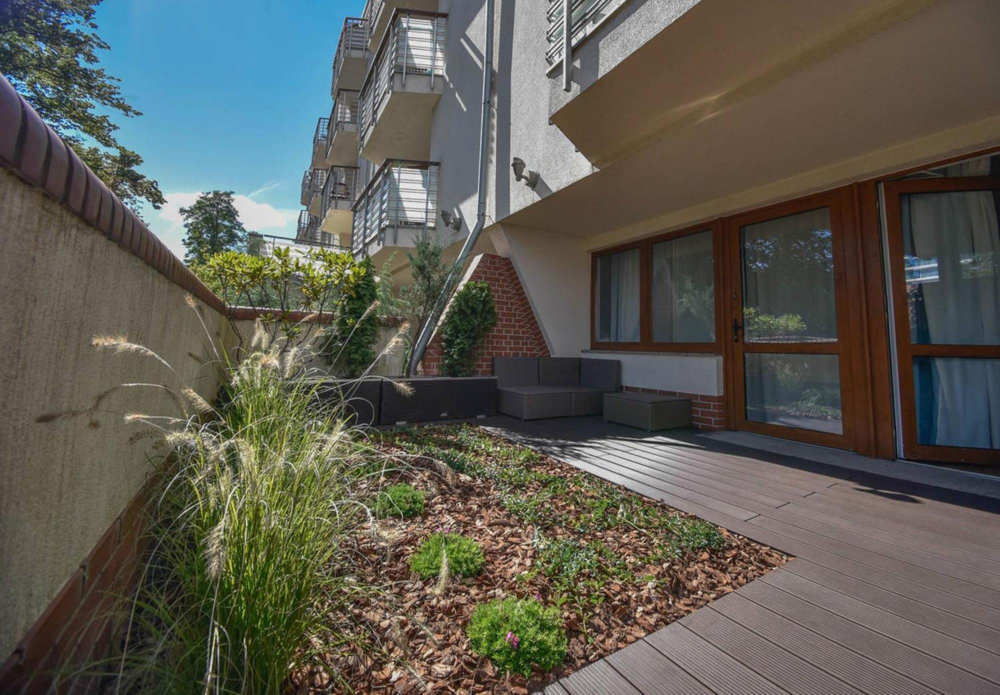 Apartamenty Mistral Z Parkingiem - Promenada & Morze - Apartamenty Na Wyspie Świnoujście Exteriör bild
