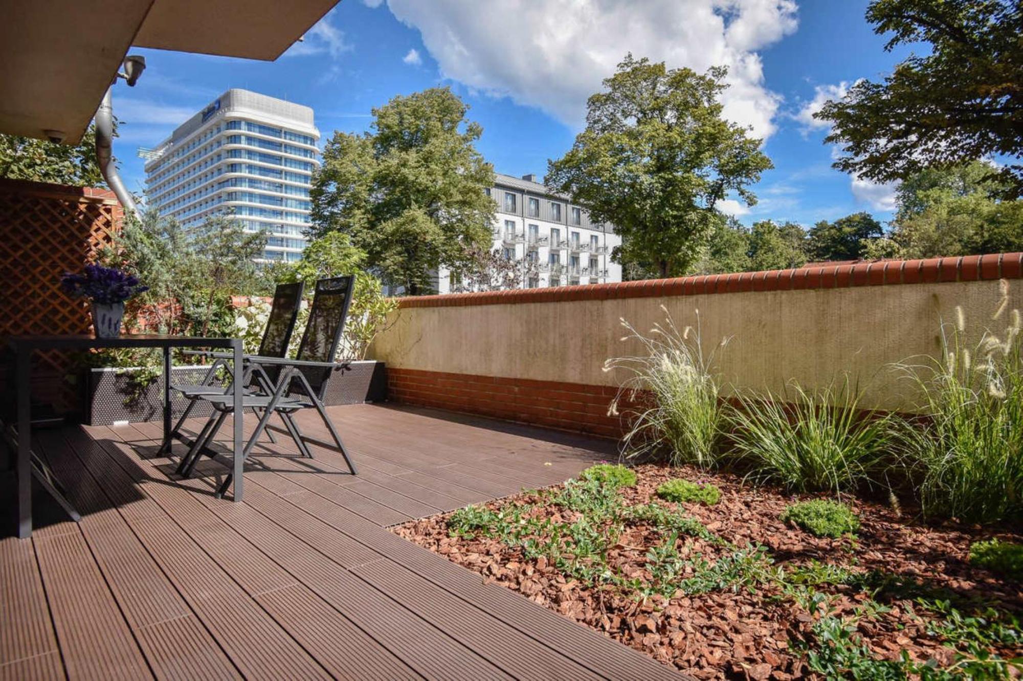 Apartamenty Mistral Z Parkingiem - Promenada & Morze - Apartamenty Na Wyspie Świnoujście Exteriör bild