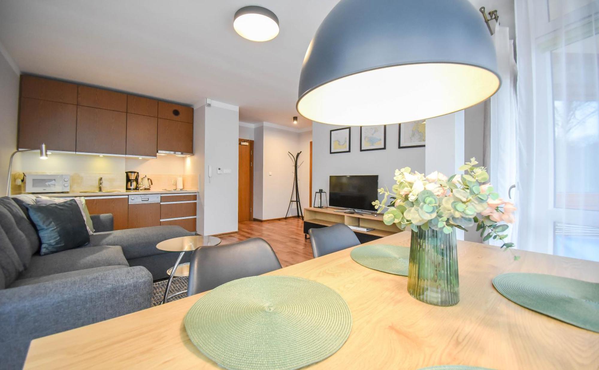 Apartamenty Mistral Z Parkingiem - Promenada & Morze - Apartamenty Na Wyspie Świnoujście Exteriör bild