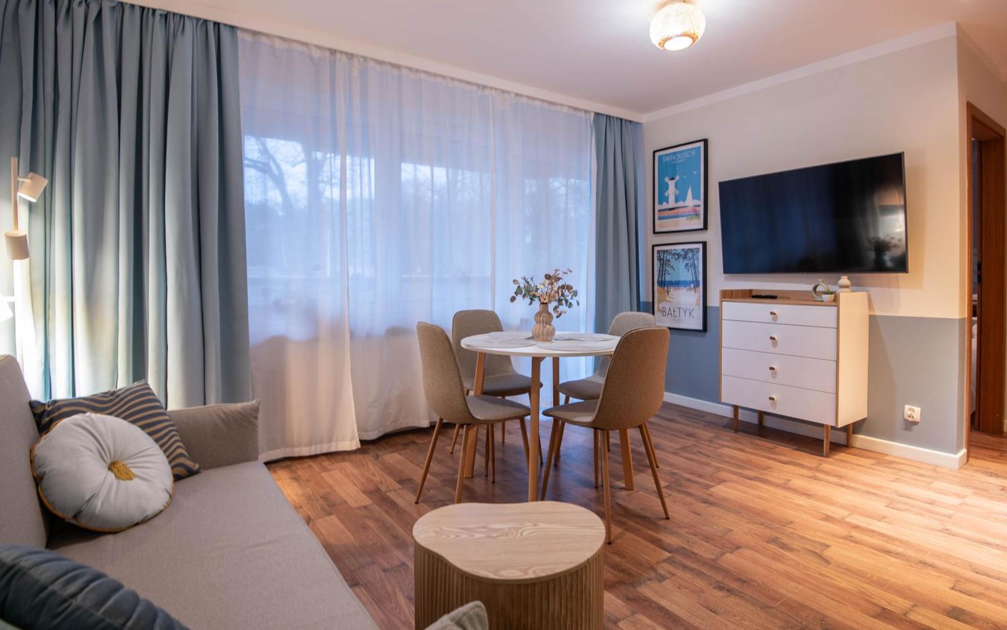 Apartamenty Mistral Z Parkingiem - Promenada & Morze - Apartamenty Na Wyspie Świnoujście Exteriör bild